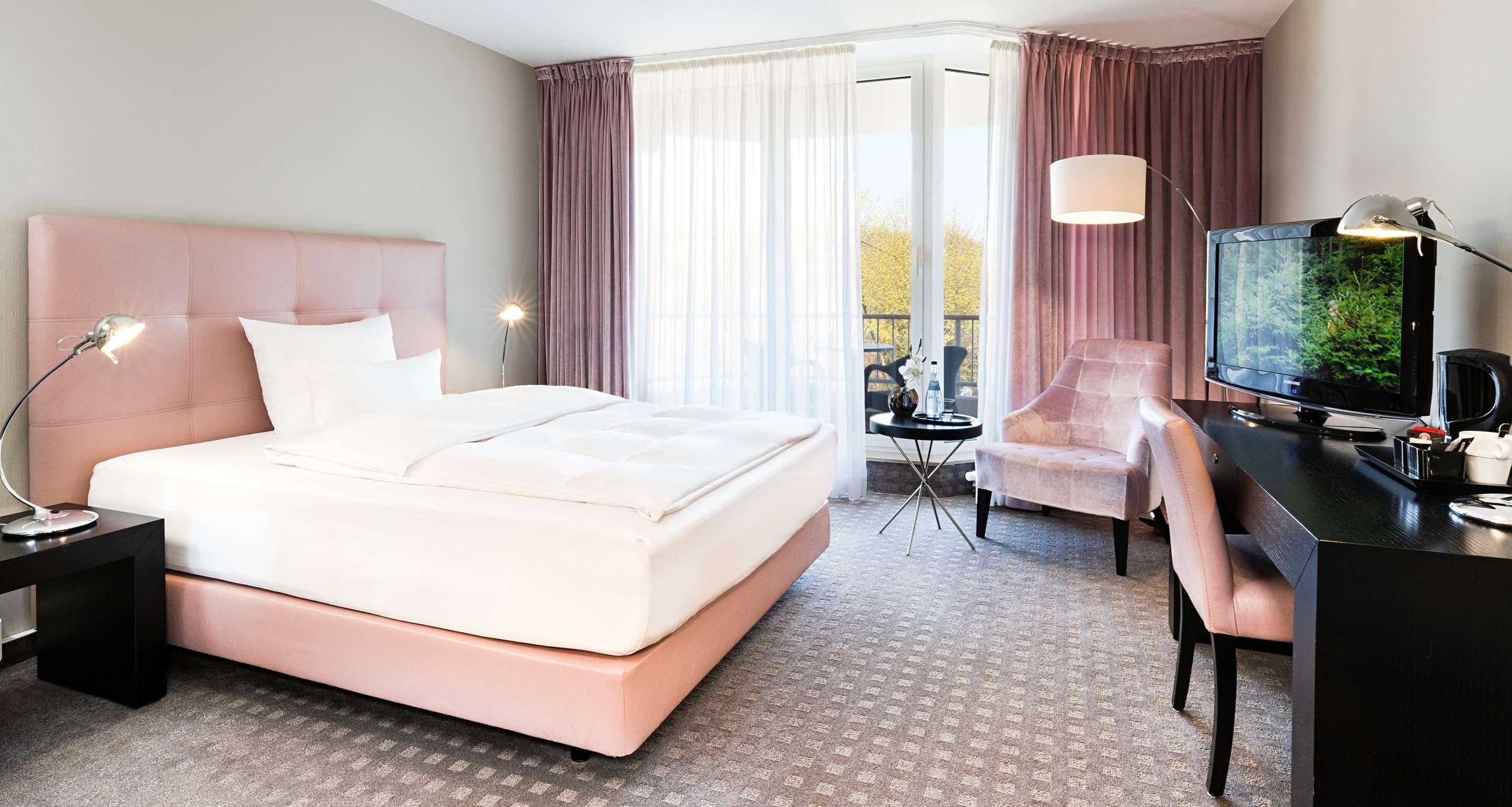 เบสต์ เวสเทิร์น วิคทอร์ เรซิเดนซ์-โฮเทล โรเดนโฮฟ Hotel ซาร์บรึคเคน ภายนอก รูปภาพ