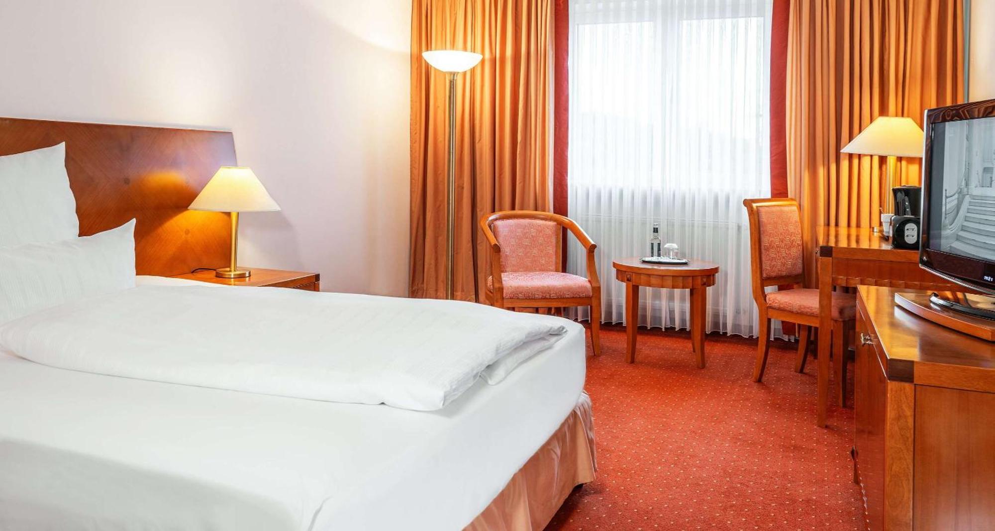 เบสต์ เวสเทิร์น วิคทอร์ เรซิเดนซ์-โฮเทล โรเดนโฮฟ Hotel ซาร์บรึคเคน ภายนอก รูปภาพ